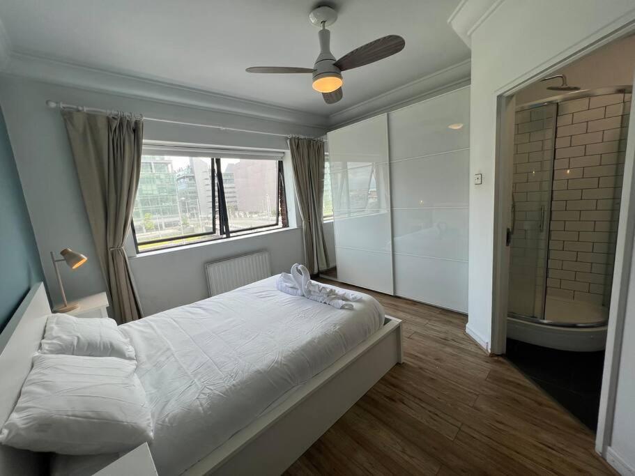 Ferienwohnung Stylish Flat With River View Dublin Exterior foto